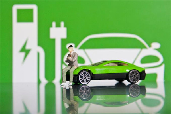 新能源汽車維修市場分析：行業(yè)趨勢與機(jī)遇